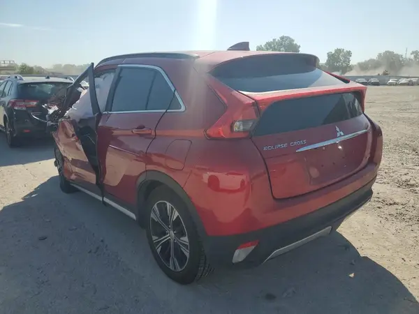 JA4AT5AA5LZ000571 2020 MITSUBISHI ECLIPSE CROSS - Image 2