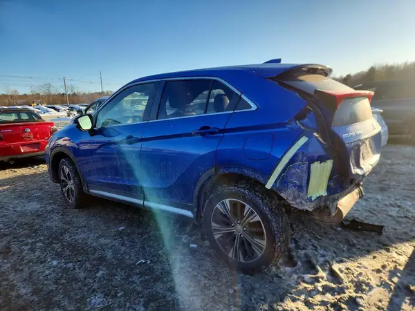 JA4AT5AA5LZ014518 2020 MITSUBISHI ECLIPSE CROSS - Image 2
