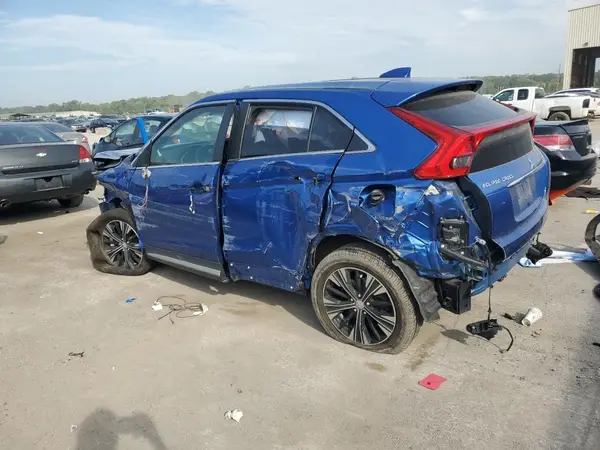 JA4AT5AA5LZ014521 2020 MITSUBISHI ECLIPSE CROSS - Image 2