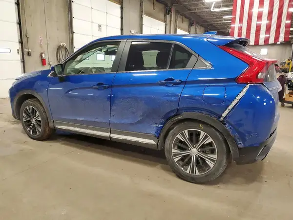 JA4AT5AA5LZ037507 2020 MITSUBISHI ECLIPSE CROSS - Image 2
