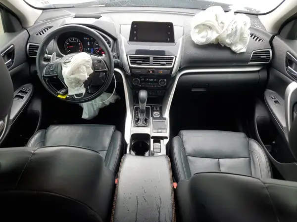 JA4AT5AA6JZ042082 2018 MITSUBISHI ECLIPSE CROSS - Image 8
