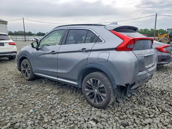 JA4AT5AA6JZ066463 2018 MITSUBISHI ECLIPSE CROSS - Image 2