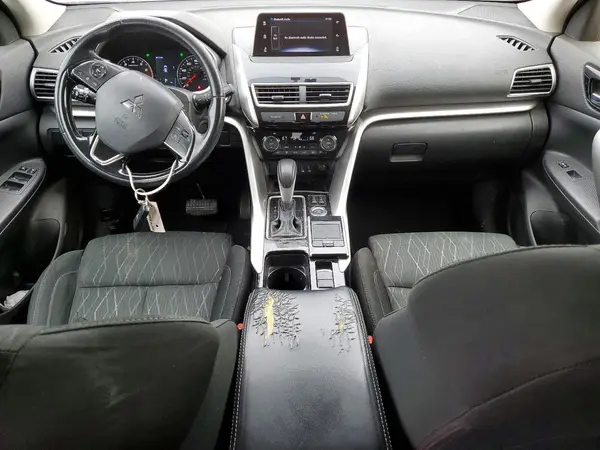 JA4AT5AA6KZ003736 2019 MITSUBISHI ECLIPSE CROSS - Image 8