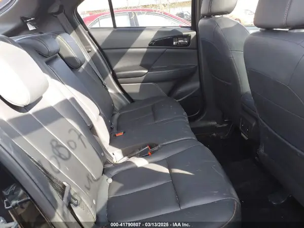 JA4AT5AA6KZ024599 2019 MITSUBISHI ECLIPSE CROSS - Image 8