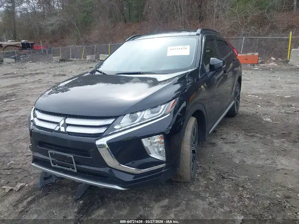 JA4AT5AA6LZ002667 2020 MITSUBISHI ECLIPSE CROSS - Image 2