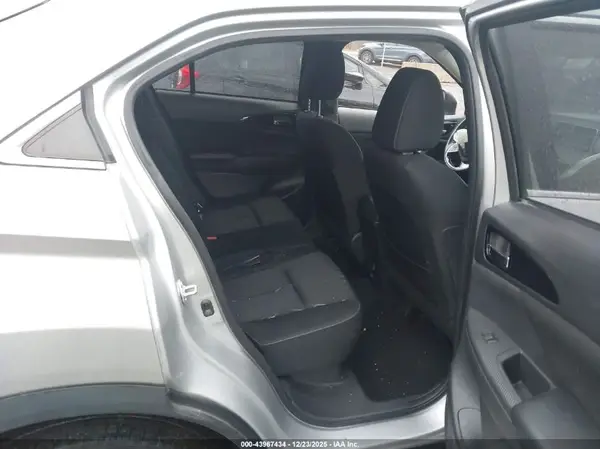 JA4AT5AA7JZ040082 2018 MITSUBISHI ECLIPSE CROSS - Image 8
