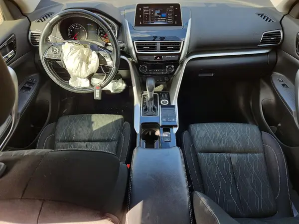 JA4AT5AA7JZ040728 2018 MITSUBISHI ECLIPSE CROSS - Image 8