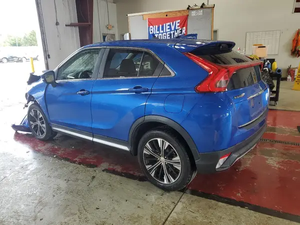 JA4AT5AA7JZ043306 2018 MITSUBISHI ECLIPSE CROSS - Image 2