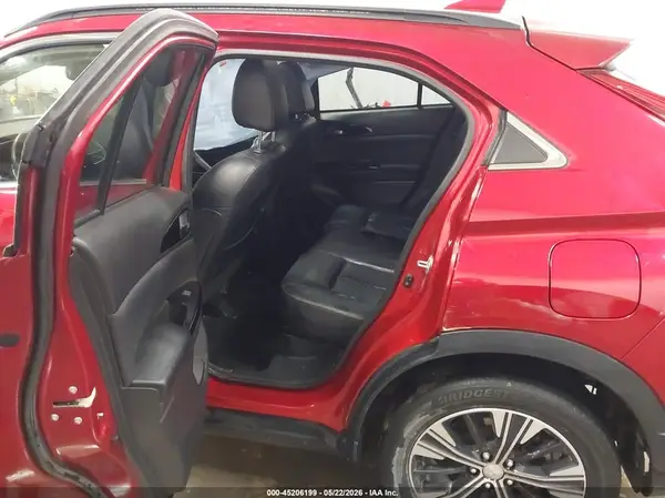 JA4AT5AA7JZ046643 2018 MITSUBISHI ECLIPSE CROSS - Image 8