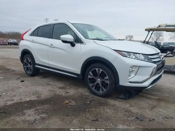 JA4AT5AA7JZ062888 2018 MITSUBISHI ECLIPSE CROSS - Image 1