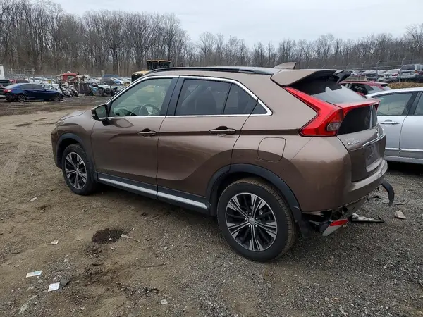 JA4AT5AA7KZ048216 2019 MITSUBISHI ECLIPSE CROSS - Image 2