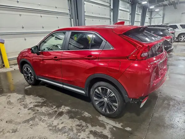 JA4AT5AA7LZ018781 2020 MITSUBISHI ECLIPSE CROSS - Image 2