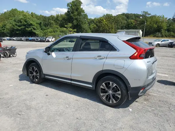 JA4AT5AA8JZ038227 2018 MITSUBISHI ECLIPSE CROSS - Image 2