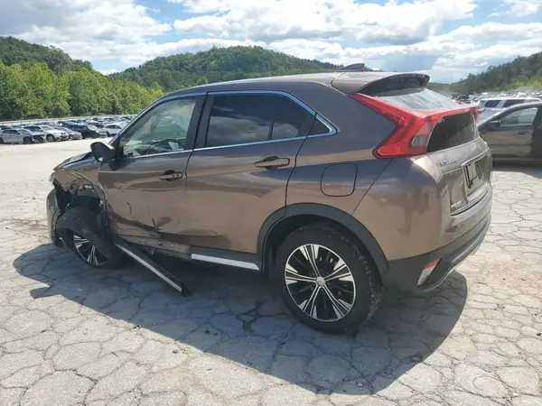 JA4AT5AA8JZ039393 2018 MITSUBISHI ECLIPSE CROSS - Image 2