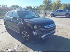 JA4AT5AA8JZ040883 2018 MITSUBISHI ECLIPSE CROSS