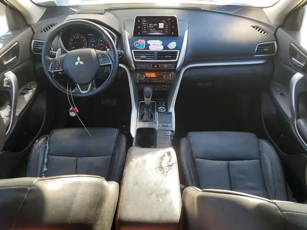 JA4AT5AA8JZ041984 2018 MITSUBISHI ECLIPSE CROSS - Image 8