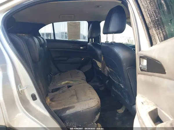 JA4AT5AA8KZ001938 2019 MITSUBISHI ECLIPSE CROSS - Image 8