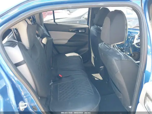 JA4AT5AA9JZ042044 2018 MITSUBISHI ECLIPSE CROSS - Image 8