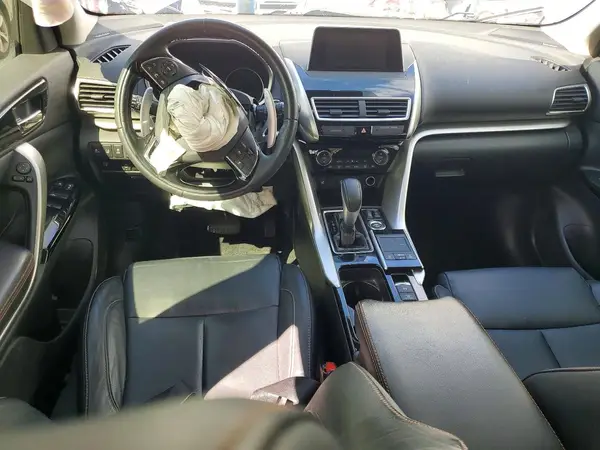 JA4AT5AA9JZ043212 2018 MITSUBISHI ECLIPSE CROSS - Image 8