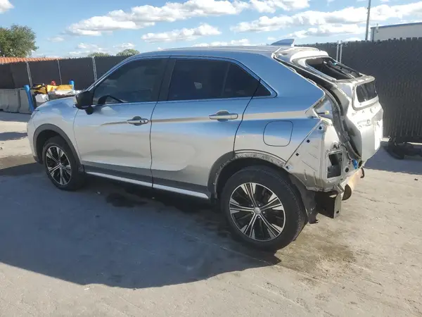 JA4AT5AA9JZ043873 2018 MITSUBISHI ECLIPSE CROSS - Image 2