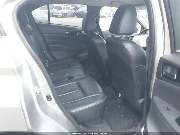 JA4AT5AA9JZ045686 2018 MITSUBISHI ECLIPSE CROSS - Image 8