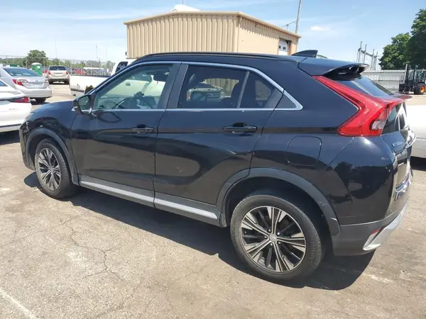 JA4AT5AA9JZ050953 2018 MITSUBISHI ECLIPSE CROSS - Image 2
