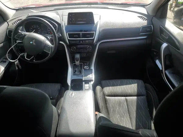 JA4AT5AA9JZ065873 2018 MITSUBISHI ECLIPSE CROSS - Image 8