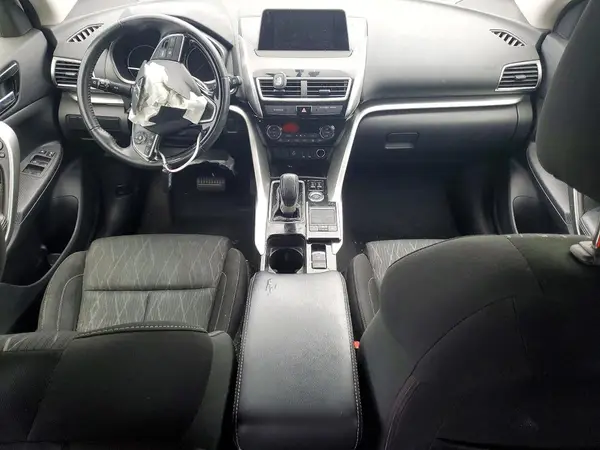 JA4AT5AA9JZ069339 2018 MITSUBISHI ECLIPSE CROSS - Image 8