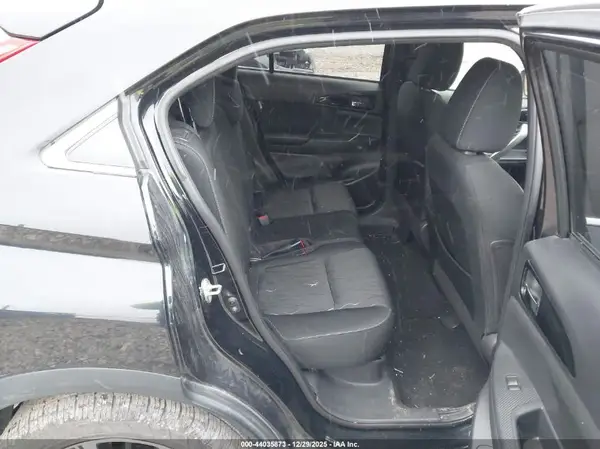 JA4AT5AA9JZ070409 2018 MITSUBISHI ECLIPSE CROSS - Image 8