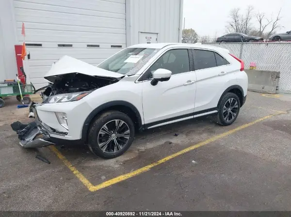 JA4AT5AA9KZ011622 2019 MITSUBISHI ECLIPSE CROSS - Image 2