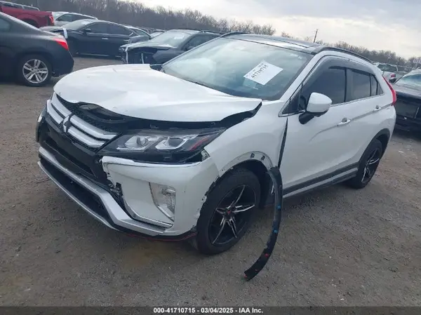 JA4AT5AA9KZ013533 2019 MITSUBISHI ECLIPSE CROSS - Image 2