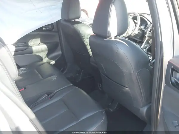 JA4AT5AA9KZ022314 2019 MITSUBISHI ECLIPSE CROSS - Image 8