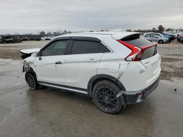 JA4AT5AA9KZ023267 2019 MITSUBISHI ECLIPSE CROSS - Image 2