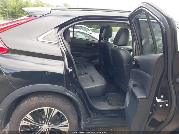 JA4AT5AA9KZ024564 2019 MITSUBISHI ECLIPSE CROSS - Image 8