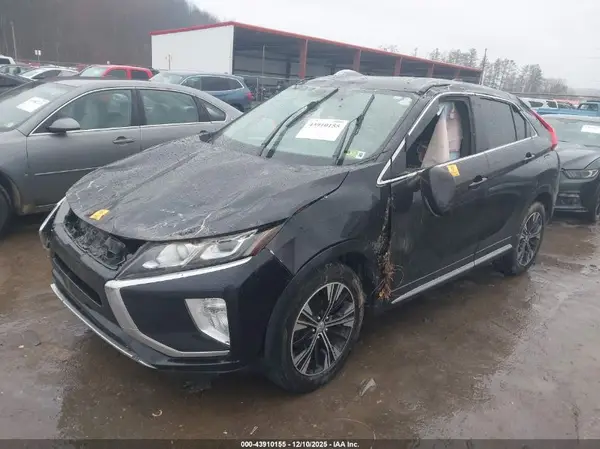 JA4AT5AA9KZ048752 2019 MITSUBISHI ECLIPSE CROSS - Image 2