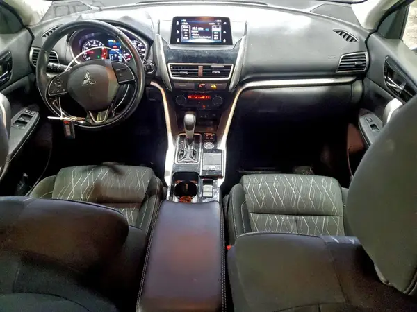 JA4AT5AA9LZ000217 2020 MITSUBISHI ECLIPSE CROSS - Image 8