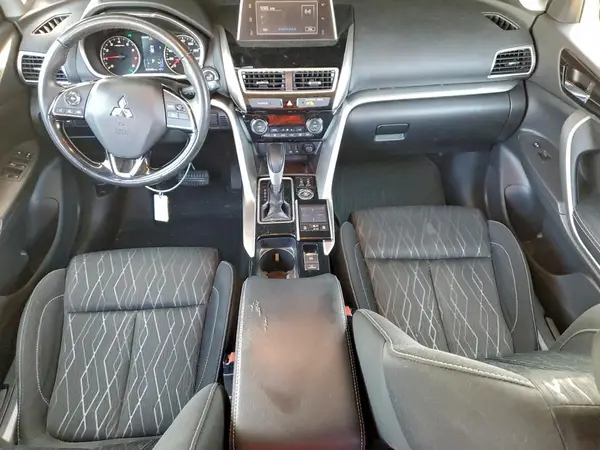 JA4AT5AA9LZ001416 2020 MITSUBISHI ECLIPSE CROSS - Image 8