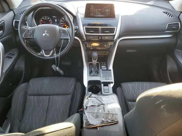 JA4AT5AA9LZ014862 2020 MITSUBISHI ECLIPSE CROSS - Image 8