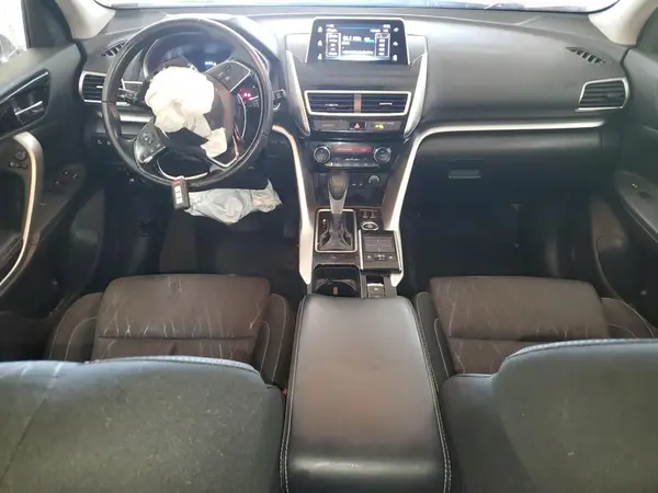 JA4AT5AA9LZ018913 2020 MITSUBISHI ECLIPSE CROSS - Image 8