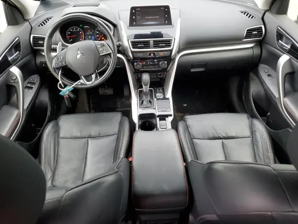 JA4AT5AAXJZ051013 2018 MITSUBISHI ECLIPSE CROSS - Image 8