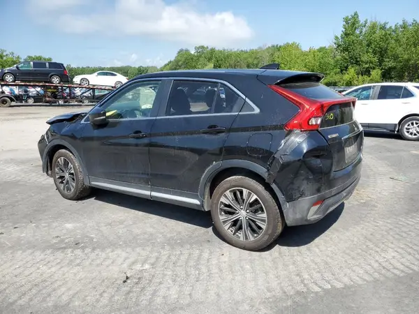 JA4AT5AAXKZ019566 2019 MITSUBISHI ECLIPSE CROSS - Image 2