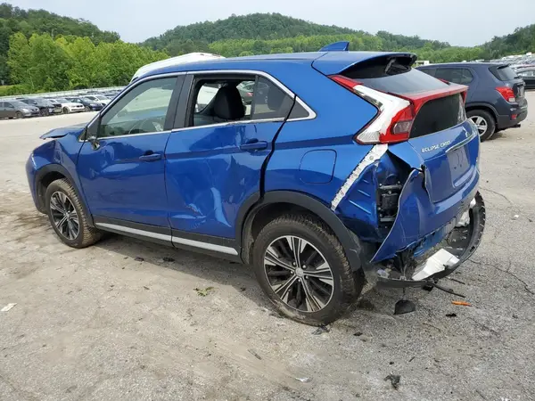JA4AT5AAXLZ001408 2020 MITSUBISHI ECLIPSE CROSS - Image 2