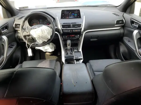 JA4AT5AAXLZ001408 2020 MITSUBISHI ECLIPSE CROSS - Image 8