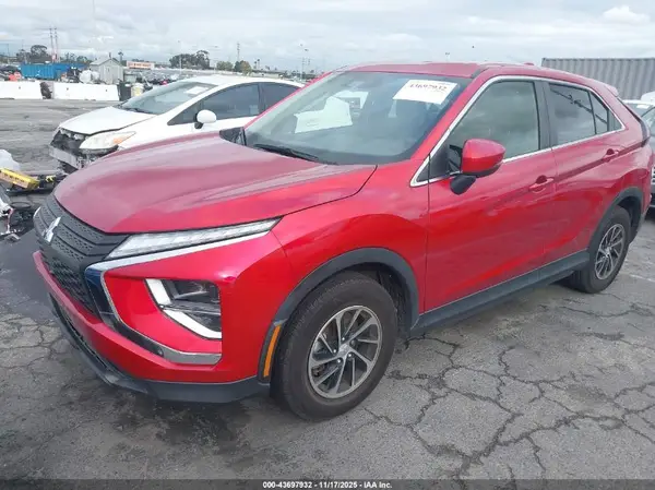 JA4ATUAA0NZ047357 2022 MITSUBISHI ECLIPSE CROSS - Image 2