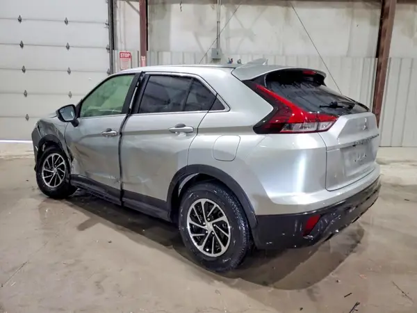 JA4ATUAA0PZ048009 2023 MITSUBISHI ECLIPSE CROSS - Image 2