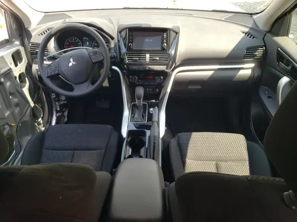 JA4ATUAA0SZ005444 2025 MITSUBISHI ECLIPSE CROSS - Image 8