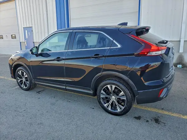 JA4ATUAA1NZ601554 2022 MITSUBISHI ECLIPSE CROSS - Image 2