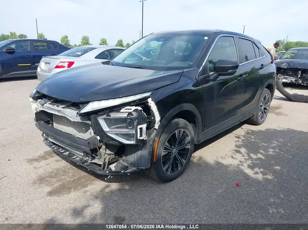JA4ATUAA2NZ604446 2022 MITSUBISHI ECLIPSE CROSS - Image 2