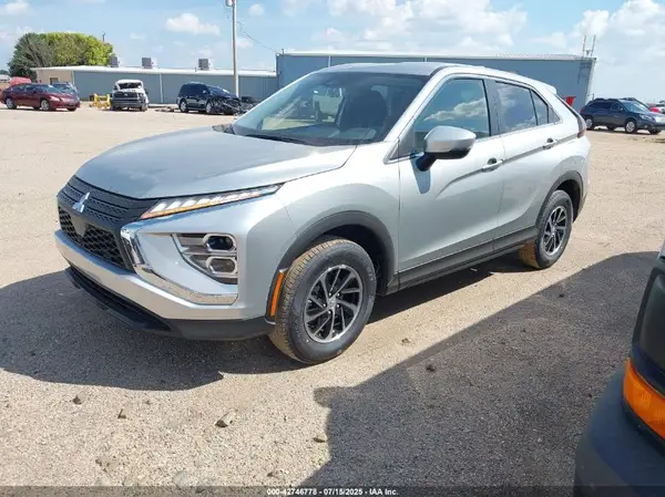 JA4ATUAA2SZ040342 2025 MITSUBISHI ECLIPSE CROSS - Image 2