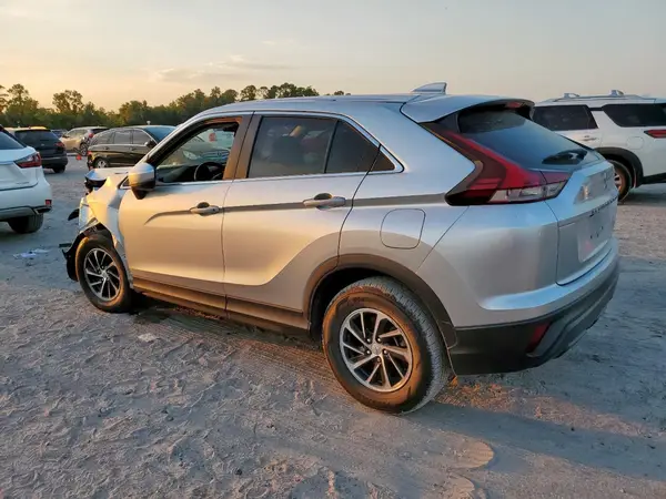 JA4ATUAA3NZ033890 2022 MITSUBISHI ECLIPSE CROSS - Image 2